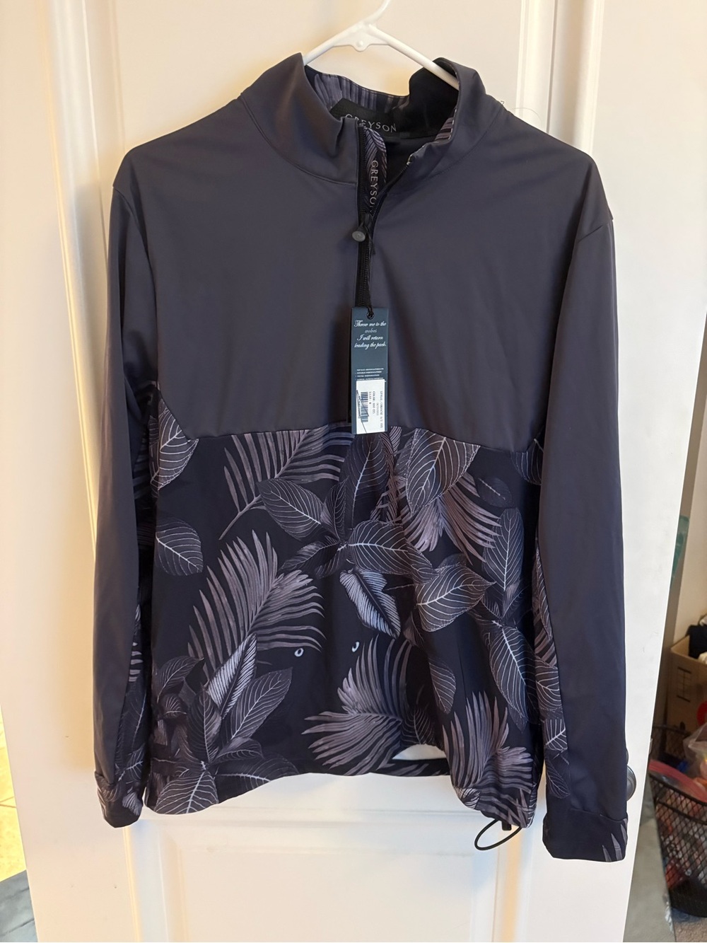 Greyson  Dark Gray Half-Zip Jacket with Wolf Eyes and Leaf Print NWT